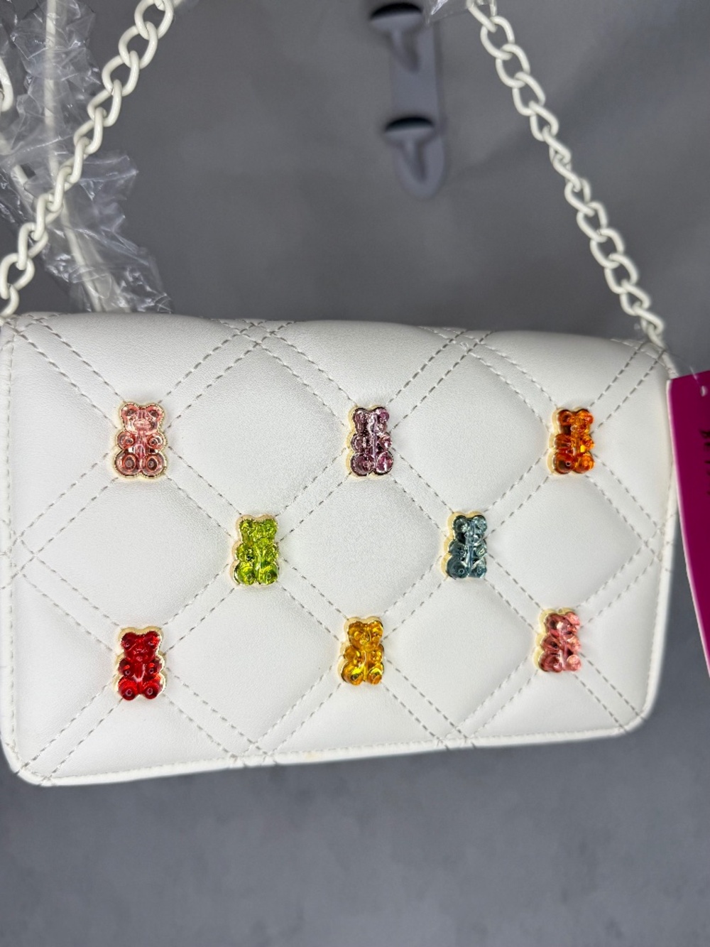 NWT Betsey Johnson Gummy Bear Quilted Crossbody Bag White XOSYBIL-G